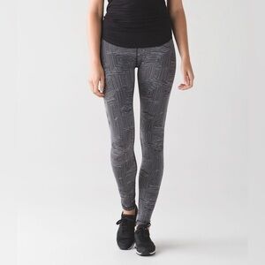 Lululemon Wunder Under Pant‎ Hi-Rise Maze Jacquard White Black Size 2